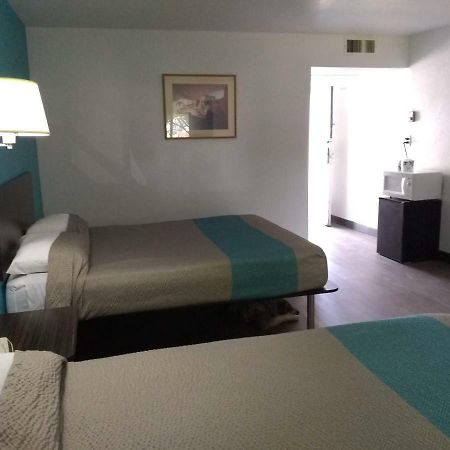 Road Runner Lodge Кортес Экстерьер фото