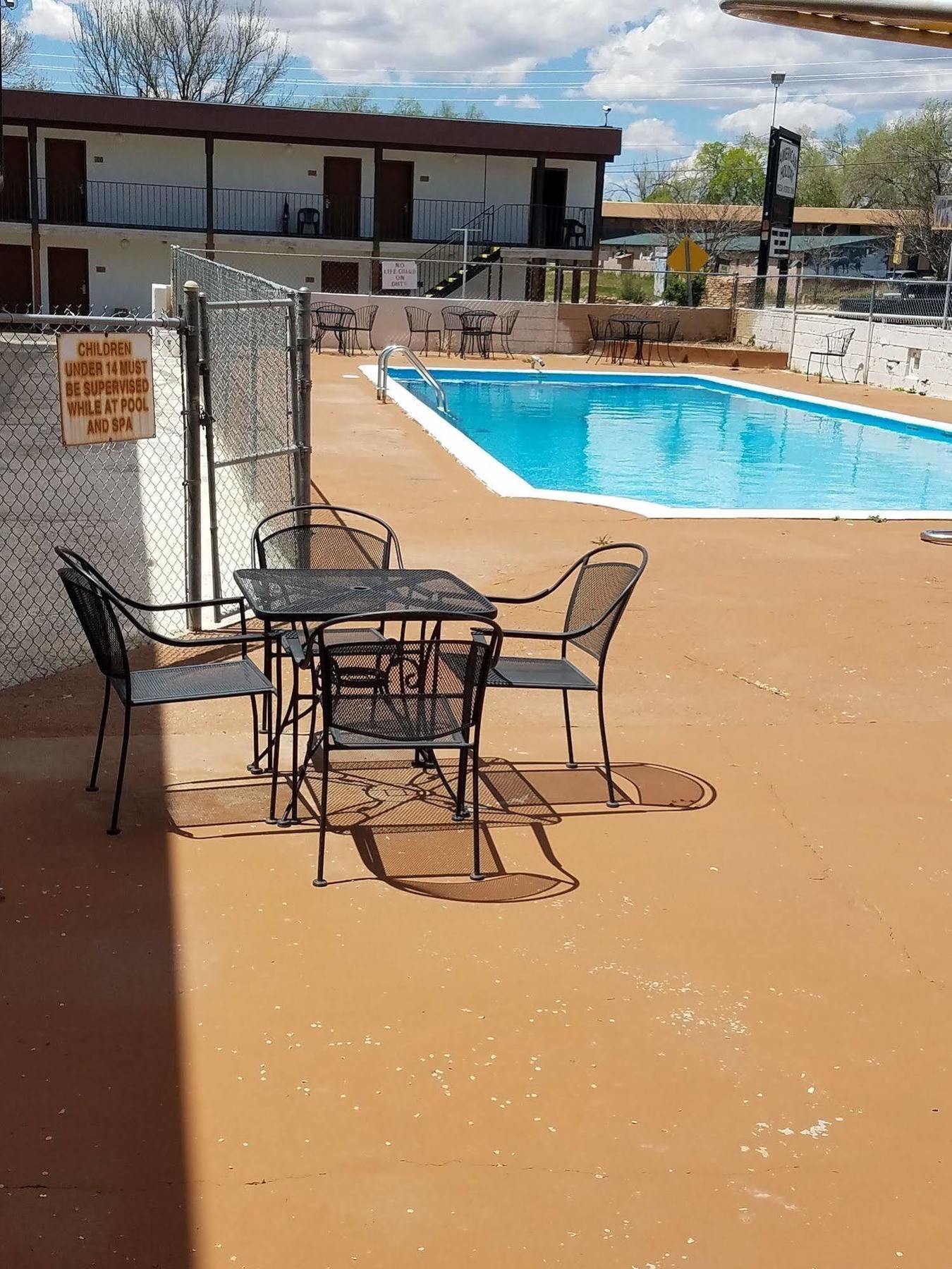 Road Runner Lodge Кортес Экстерьер фото