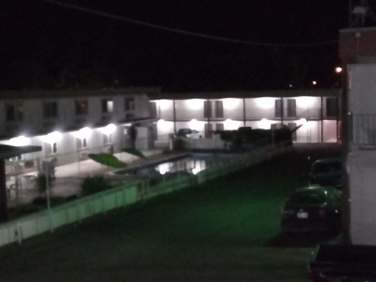 Road Runner Lodge Кортес Экстерьер фото