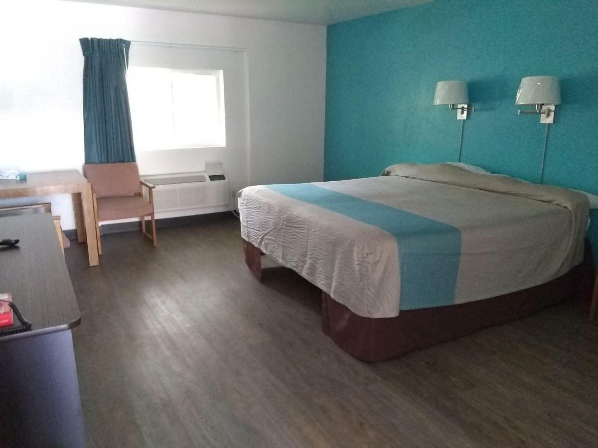 Road Runner Lodge Кортес Экстерьер фото