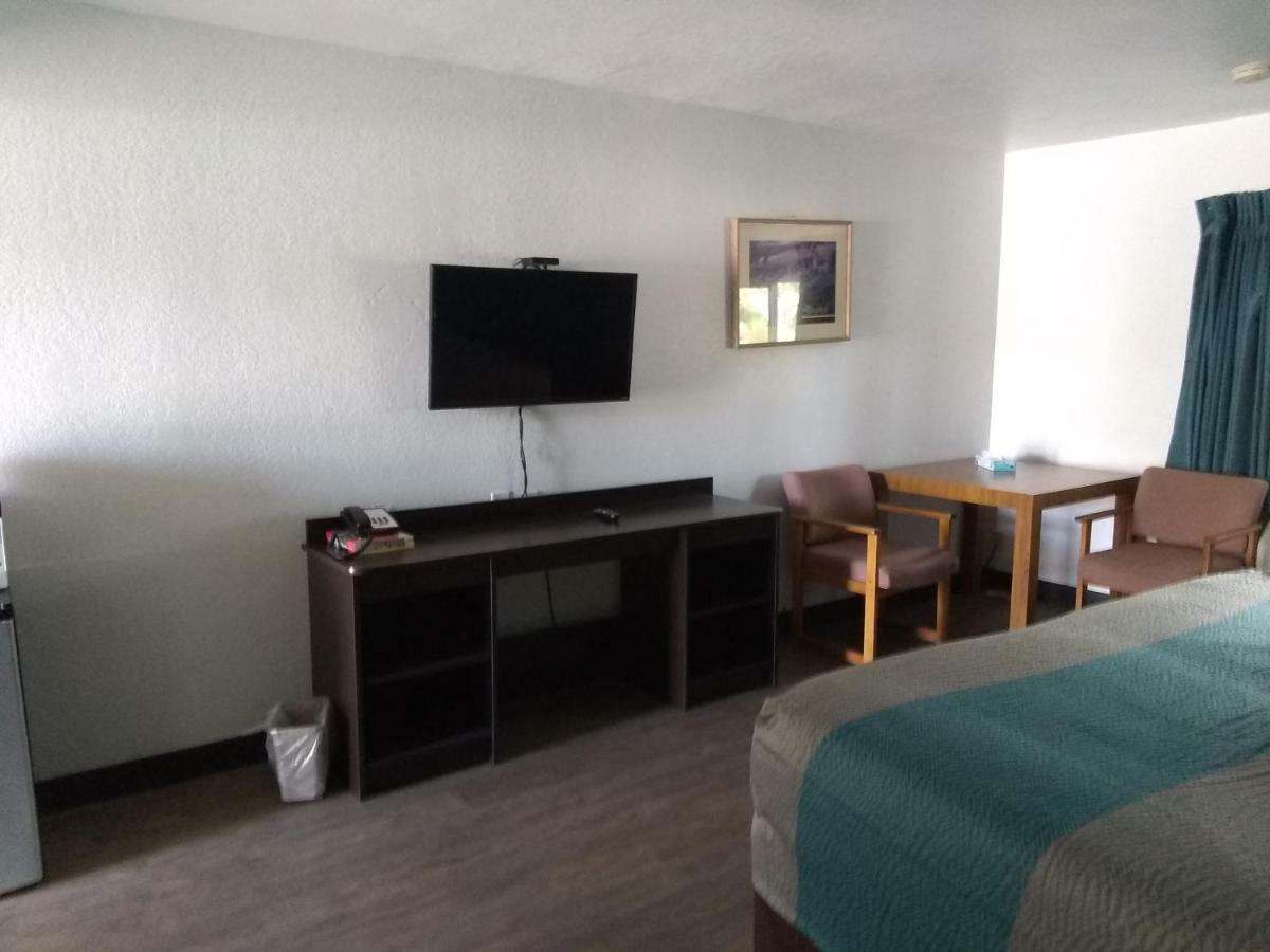Road Runner Lodge Кортес Экстерьер фото
